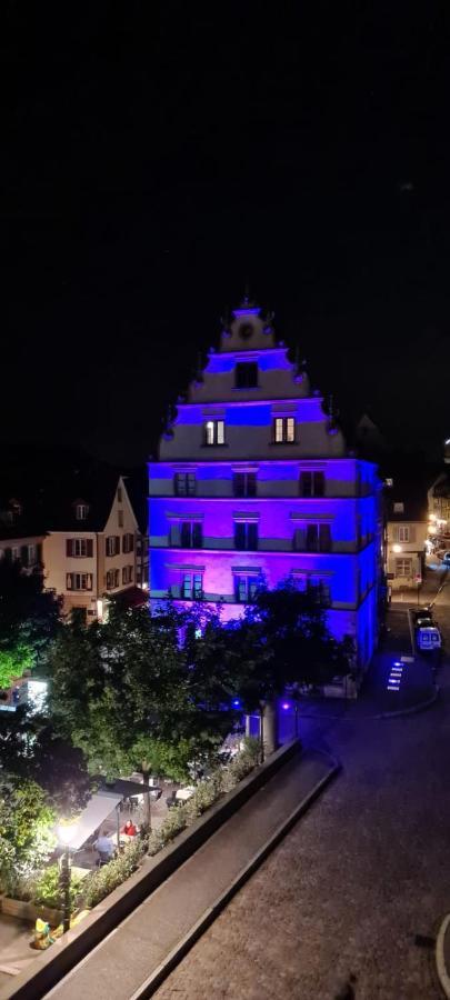 Appartement Grenier A Sel Gentleman Colmar Bagian luar foto